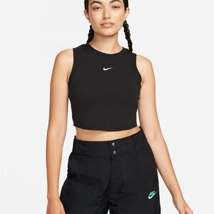 Nike Sportswear Chill Knit Cropped Tank – Women’s XS – New With Tags